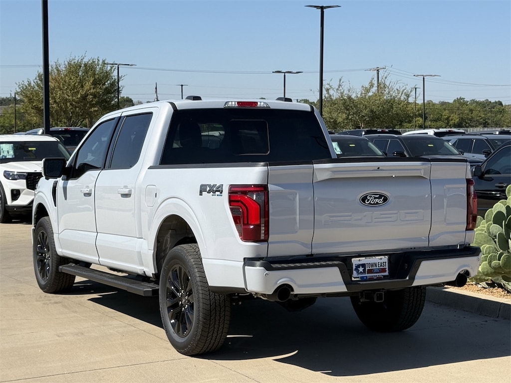 New 2025 Ford F-150 Lariat Truck SuperCrew Cab