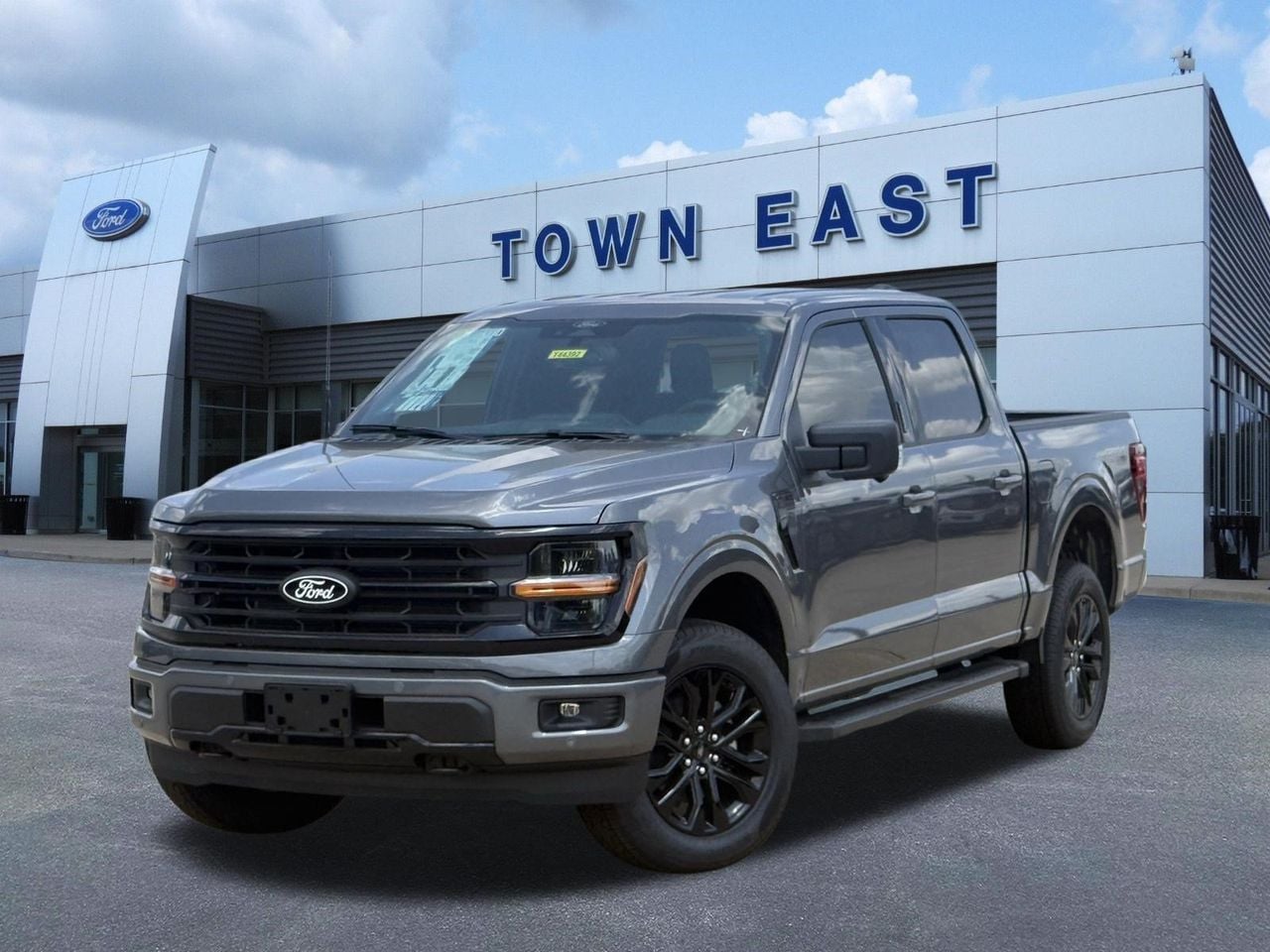 New 2026 Ford F-150 XLT
