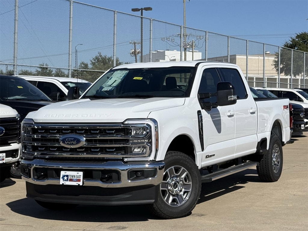 New 2026 Ford F-250 Lariat Truck Crew Cab