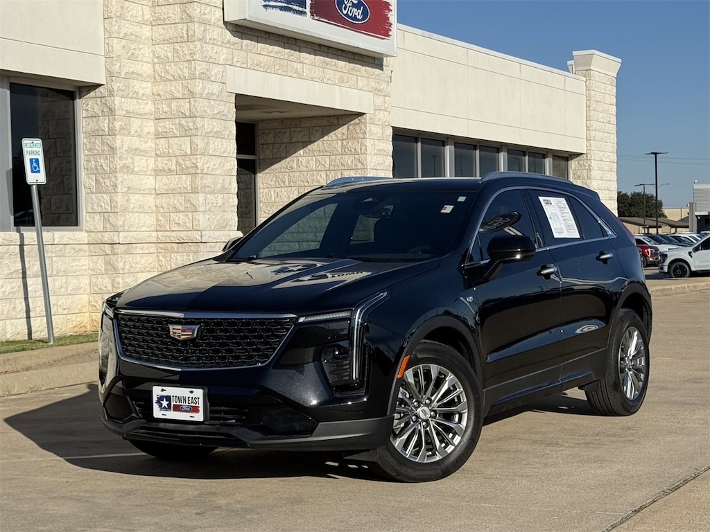 Used 2024 Cadillac XT4 Premium Luxury SUV