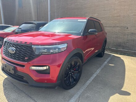 2022 Ford Explorer ST SUV