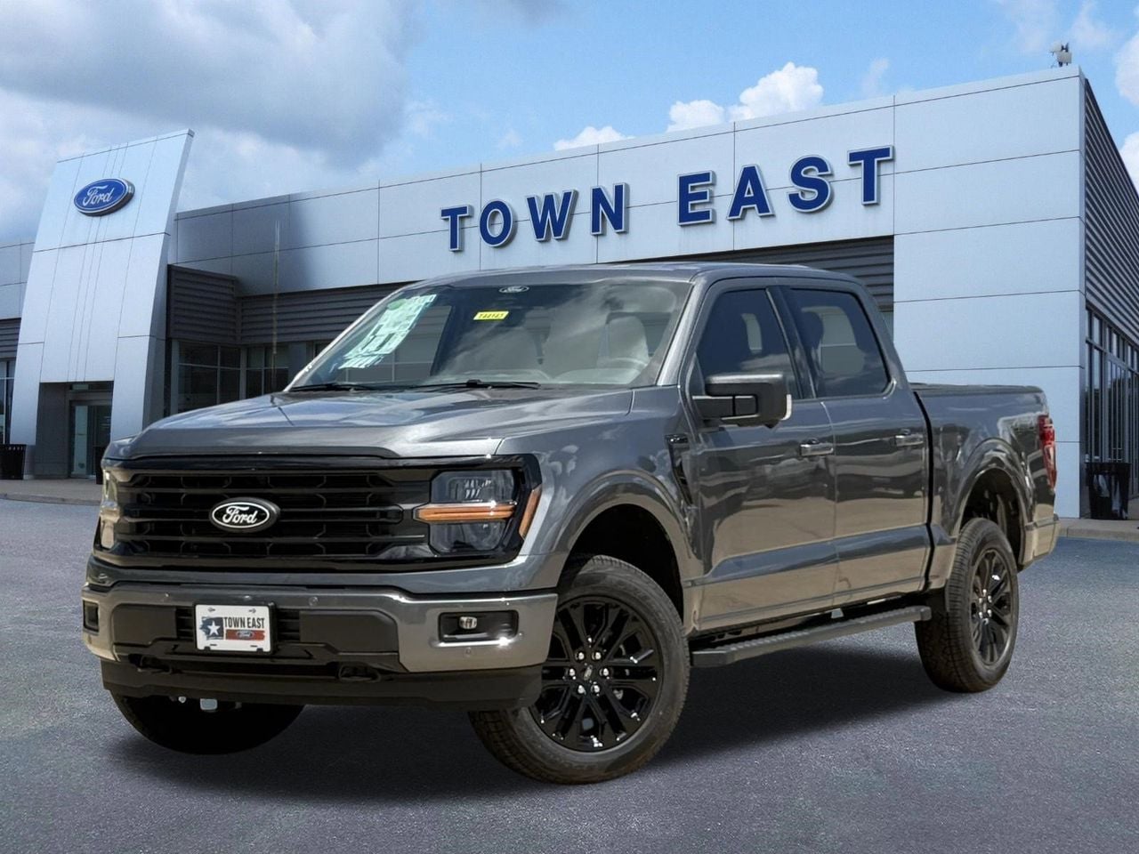 New 2026 Ford F-150 XLT