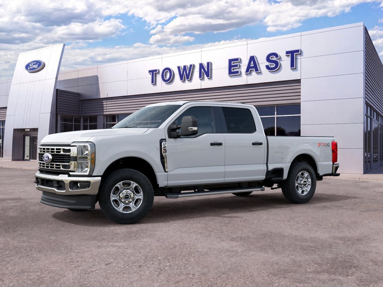 2027 Ford F-250 XLT Truck Crew Cab