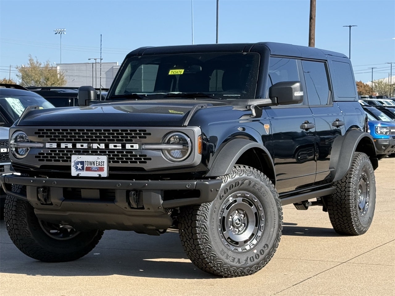 2025 Ford Bronco 4-Door Badlands's photo