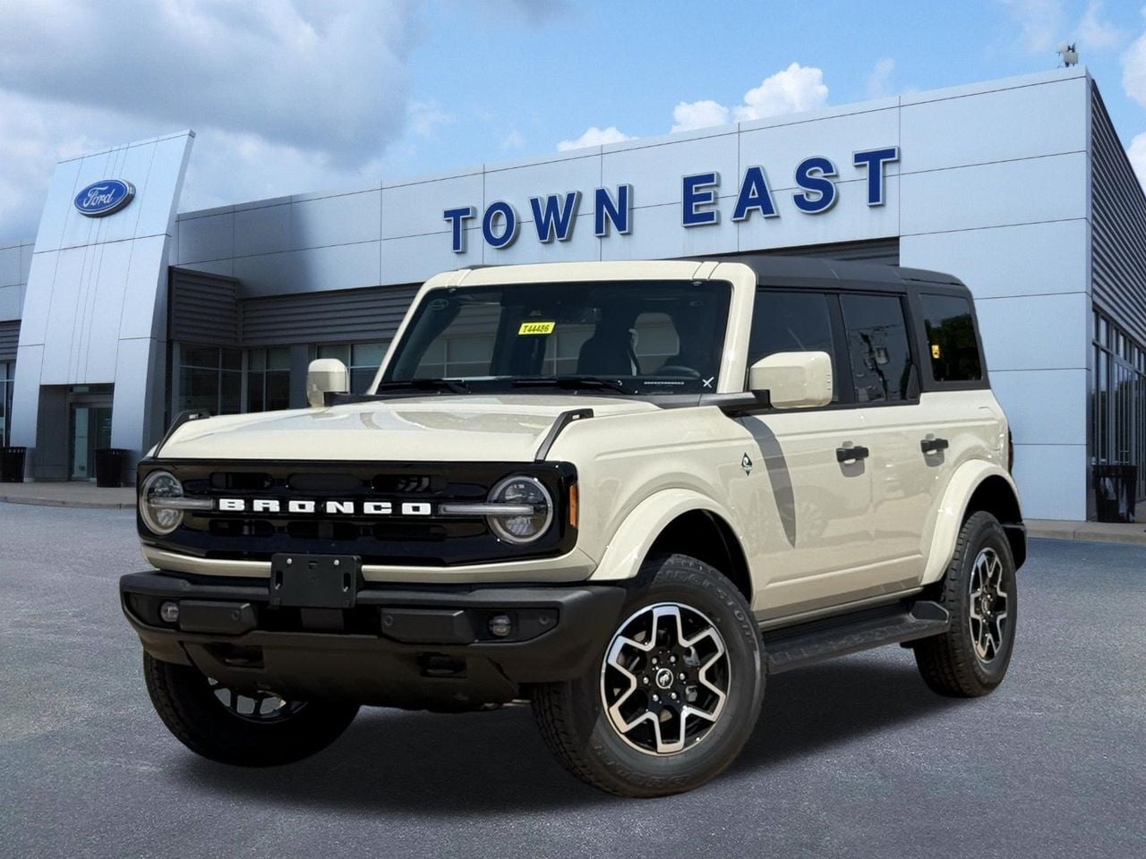 New 2026 Ford Bronco Outer Banks