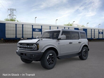 2026 Ford Bronco Outer Banks SUV