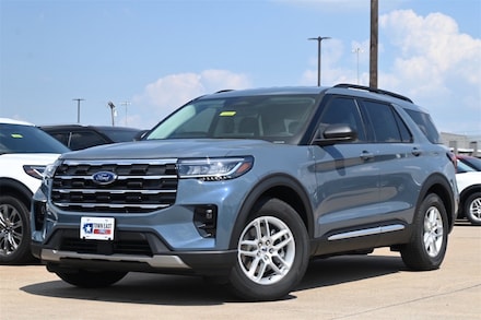 2025 Ford Explorer Active SUV