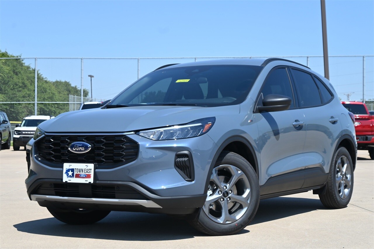 2025 Ford Escape ST-Line photo 2