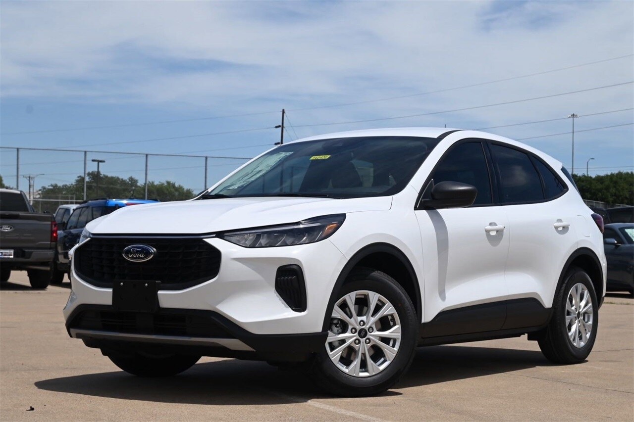 2025 Ford Escape Active photo 2