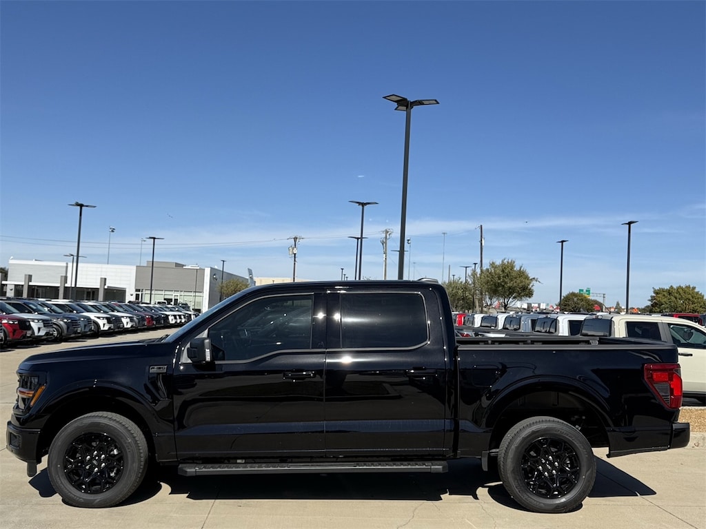 New 2025 Ford F-150 XLT Truck SuperCrew Cab