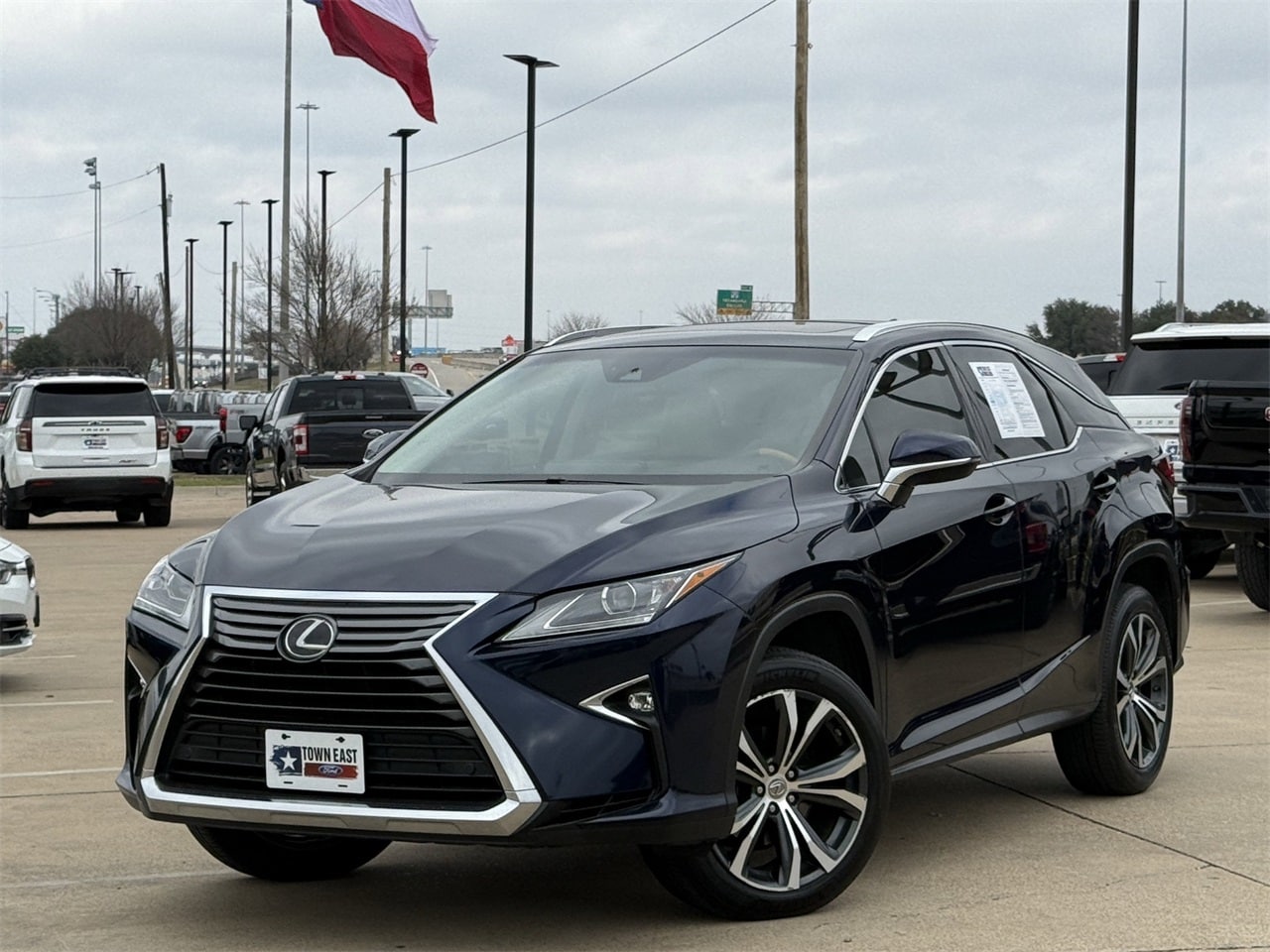 2016 Lexus RX 350's photo