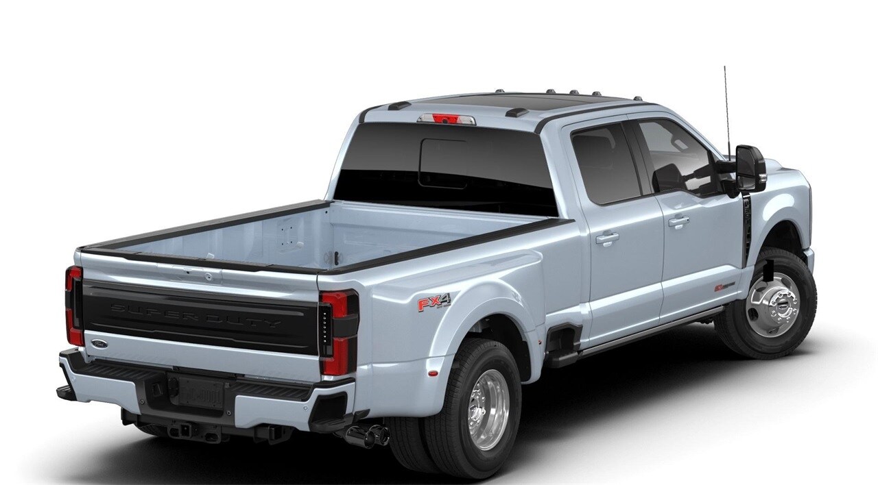 2026 Ford F-350 Platinum photo 3