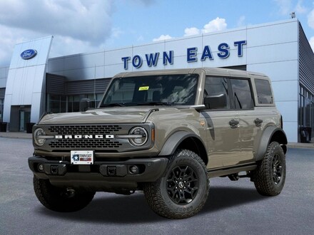 2026 Ford Bronco Badlands SUV
