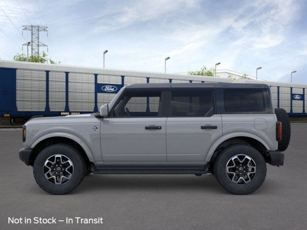 New 2026 Ford Bronco Outer Banks SUV