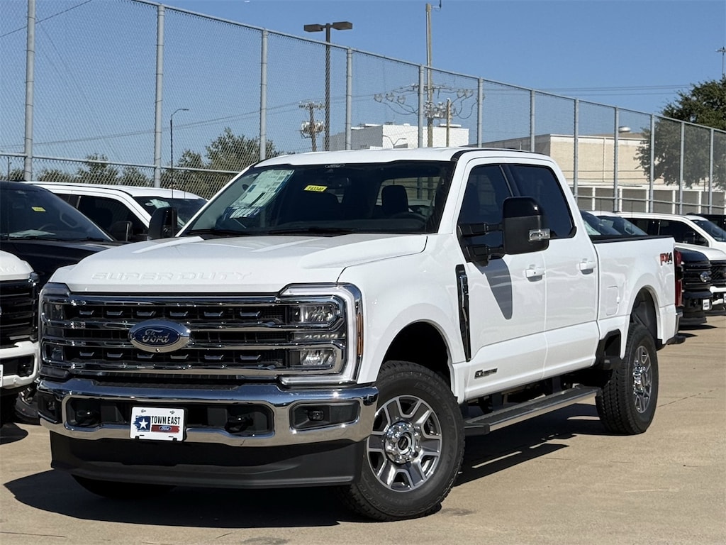 New 2026 Ford F-250 Lariat Truck Crew Cab