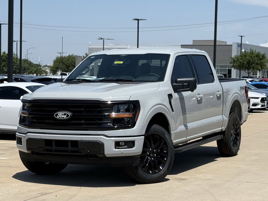 New 2026 Ford F-150 XLT Truck SuperCrew Cab