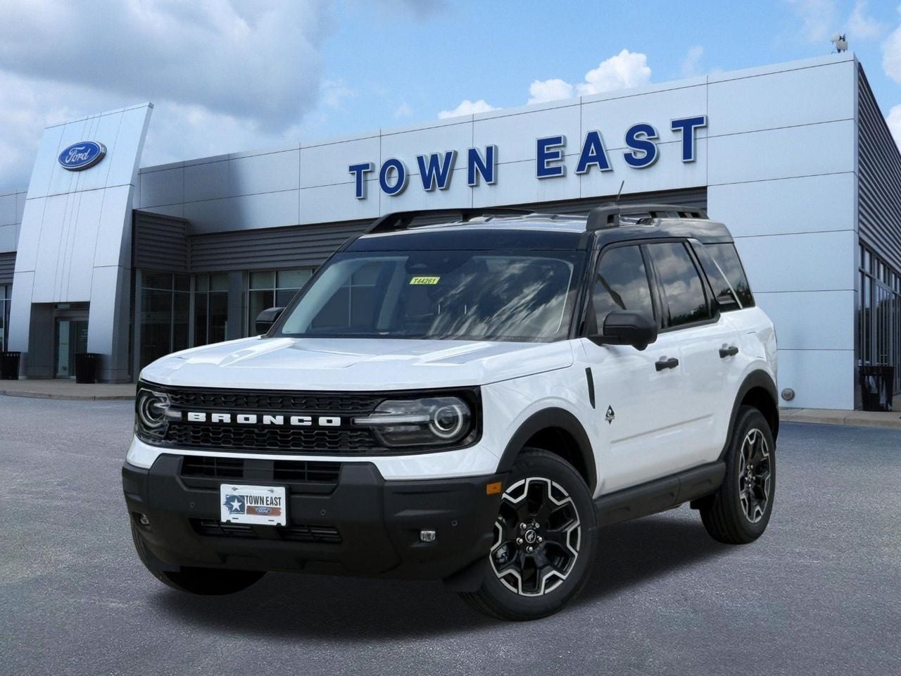 New 2026 Ford Bronco Sport Outer Banks