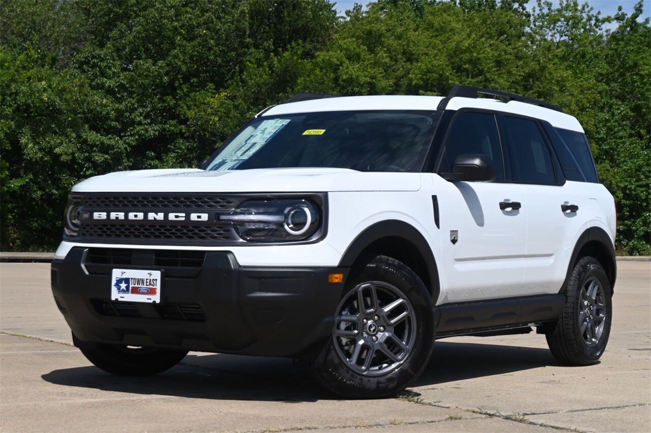2025 Ford Bronco Sport Big Bend photo 2