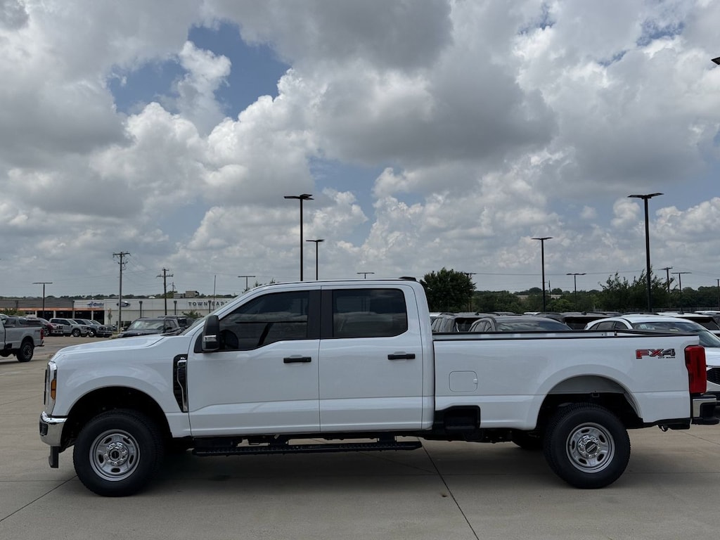 New 2026 Ford F-250 XL Truck Crew Cab