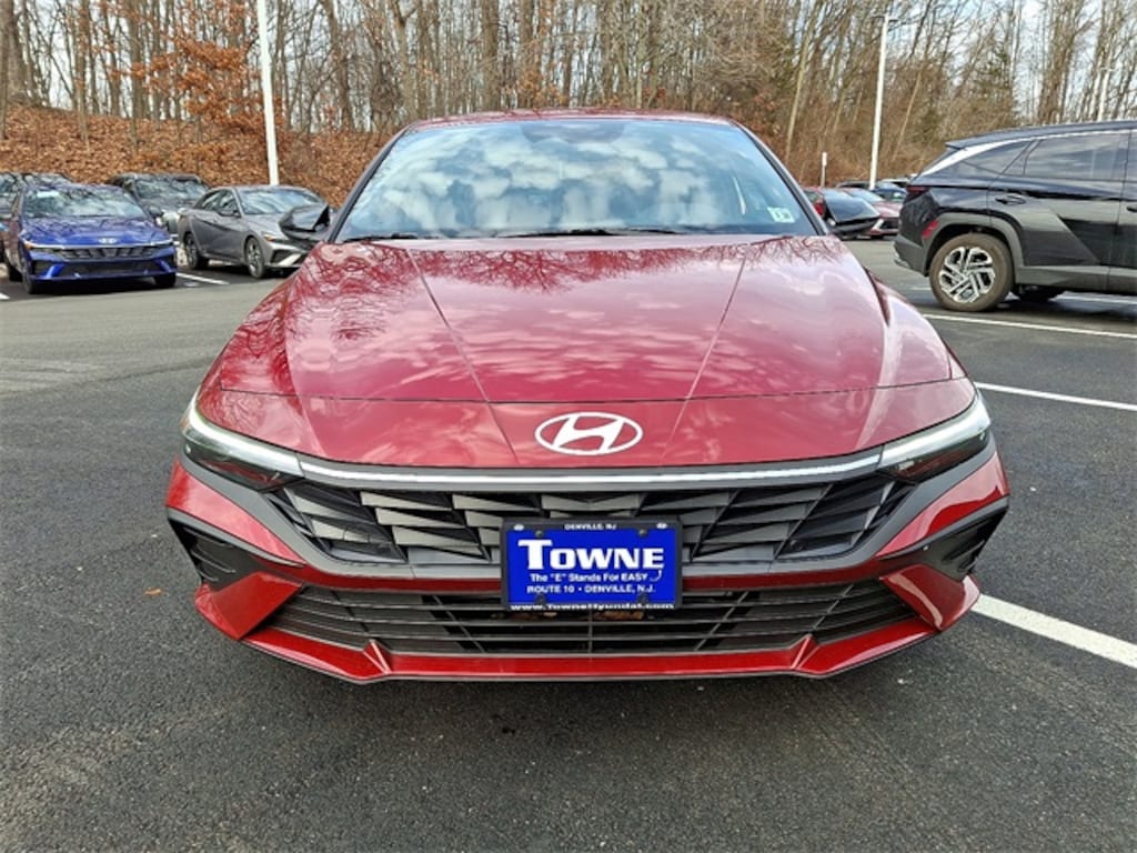 Certified 2025 Hyundai Elantra SEL Sport Sedan