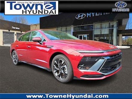 2024 Hyundai Sonata SEL Sedan Ultimate red