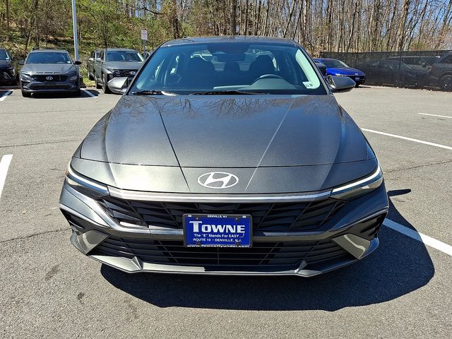 Certified 2024 Hyundai Elantra SE with VIN KMHLL4DGXRU660292 for sale in Denville, NJ