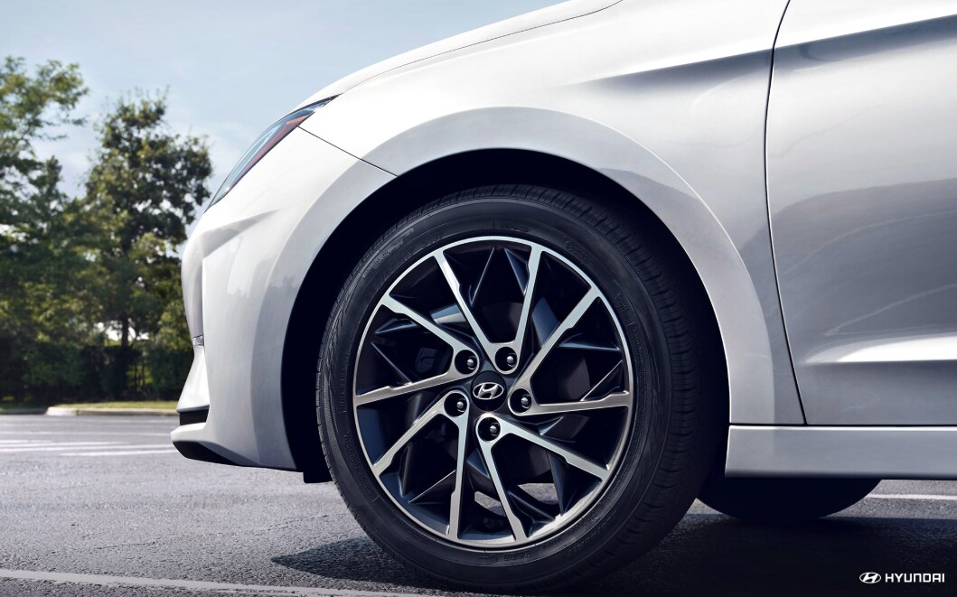 Towne-Hyundai-Tire-Service-Center.png
