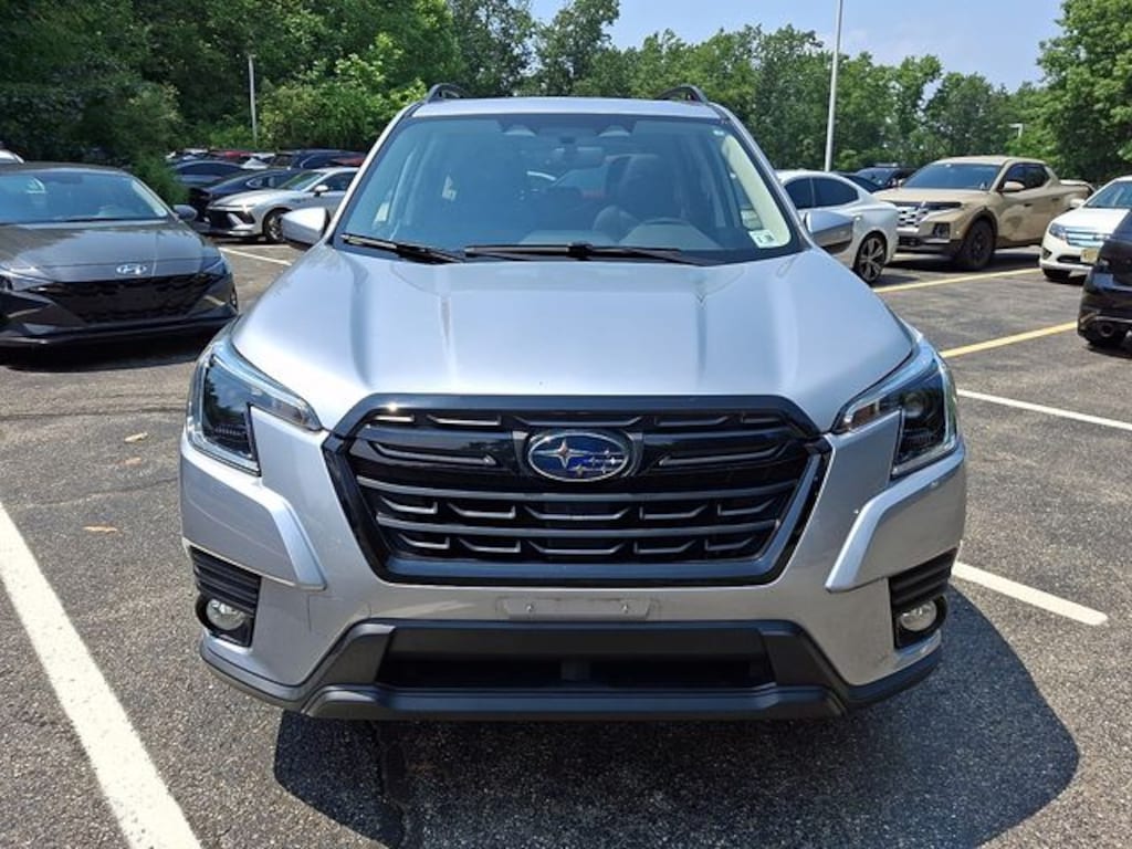 Used 2023 Subaru Forester Premium SUV