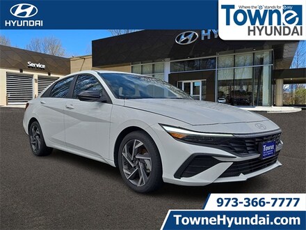 2025 Hyundai Elantra SEL Sport Sedan Serenity White