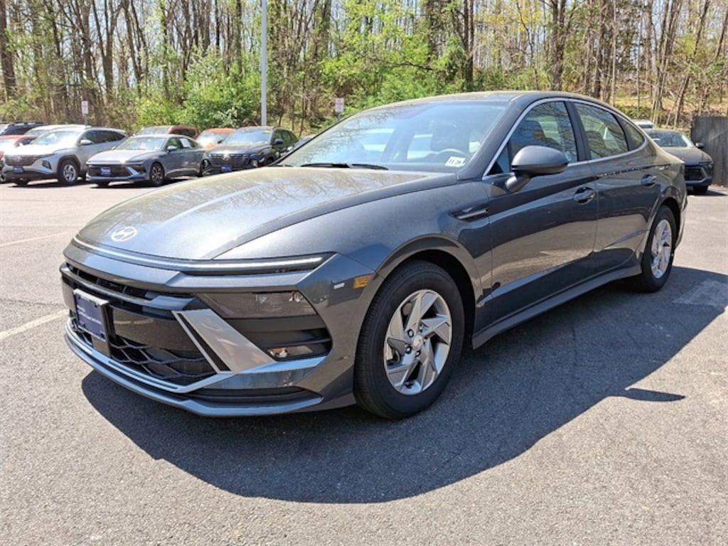 Certified 2025 Hyundai Sonata SE Sedan