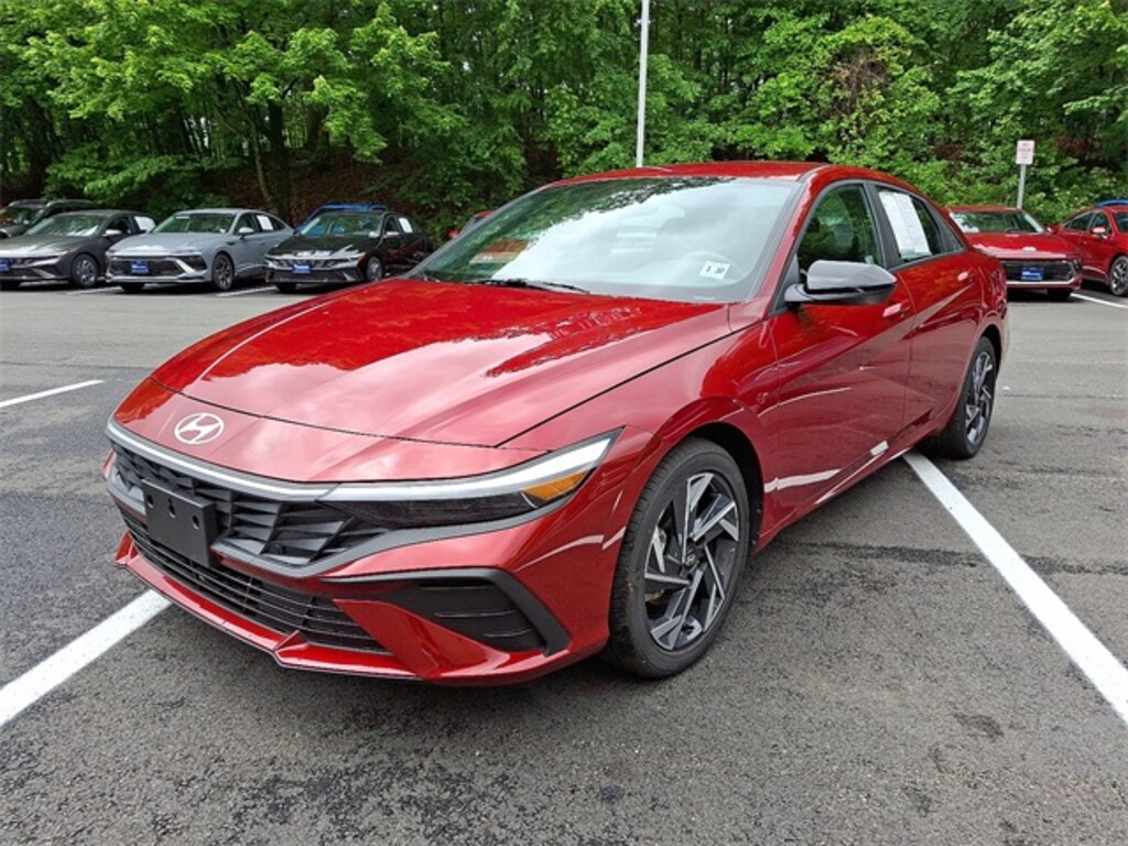Certified 2025 Hyundai Elantra SEL Sport Sedan