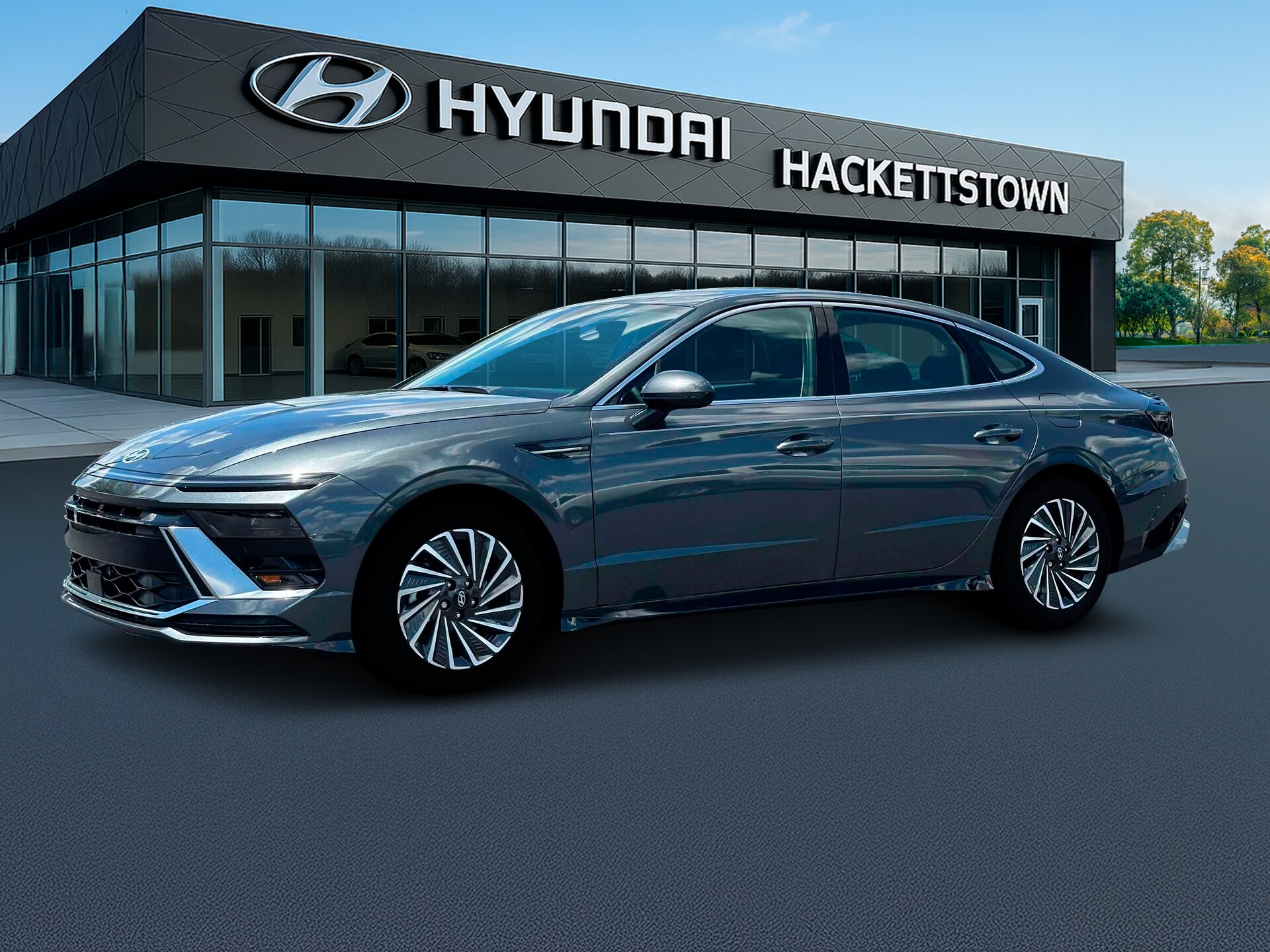 2025 Hyundai Sonata Hybrid SEL photo 2