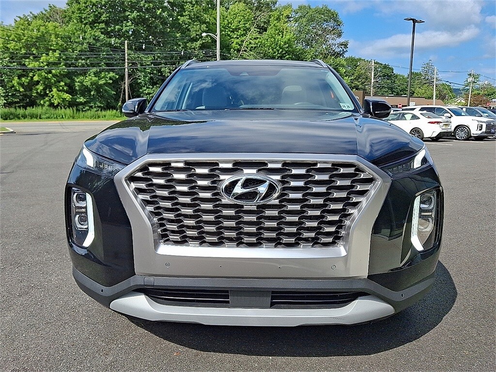 2022 Hyundai Palisade SEL photo 2