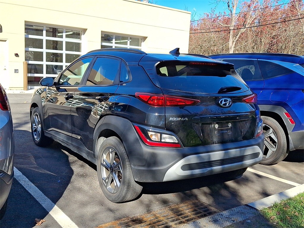 2023 Hyundai Kona SEL photo 3