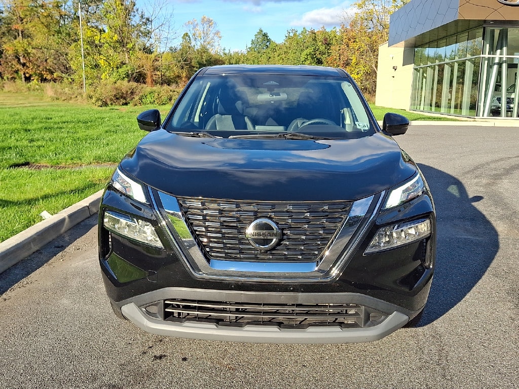 Used 2021 Nissan Rogue SV with VIN 5N1AT3BB2MC681242 for sale in Hackettstown, NJ