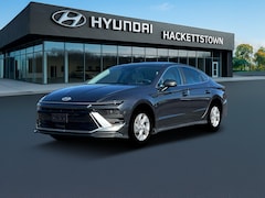 2025 Hyundai Sonata SE Sedan