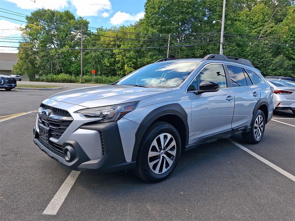 Used 2023 Subaru Outback Premium SUV