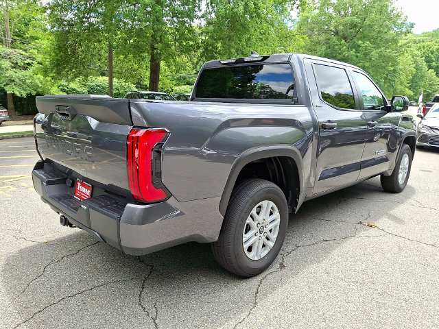 2024 Toyota Tundra SR5 - Photo 5