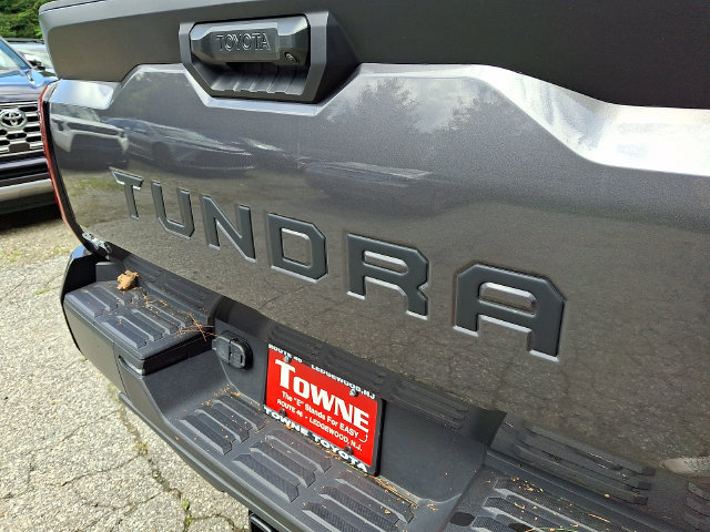 2025 Toyota Tundra SR5 - Photo 29