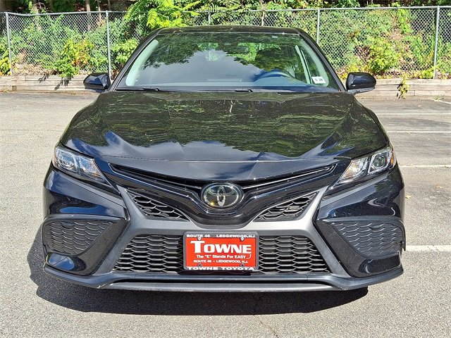 2023 Toyota Camry SE photo 2