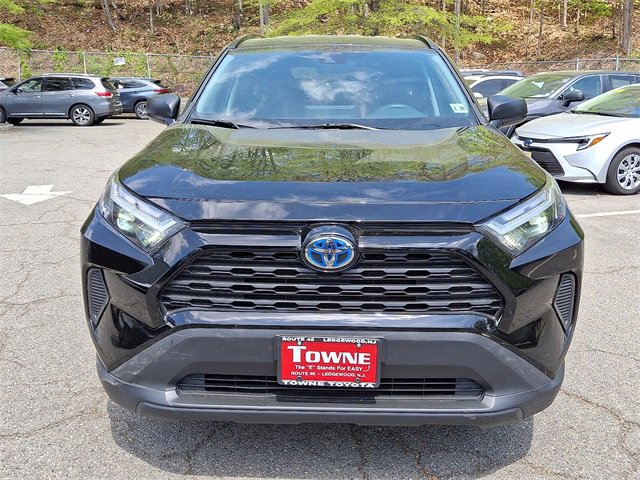 2024 Toyota RAV4 Hybrid LE photo 2