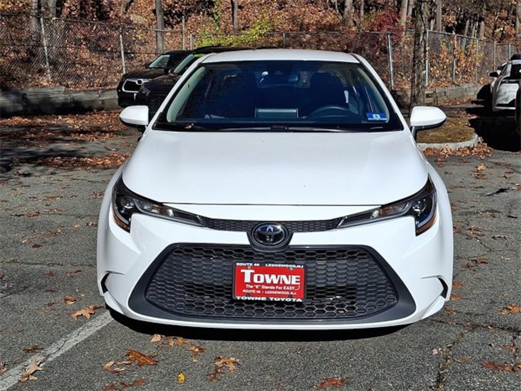 Used 2020 Toyota Corolla LE Sedan