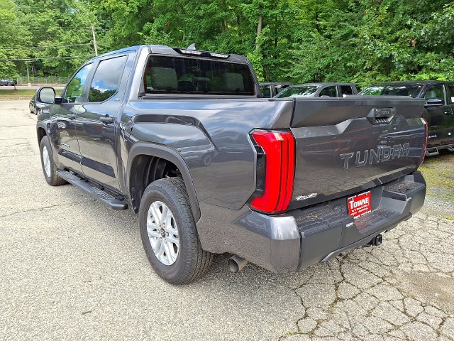 2025 Toyota Tundra SR5 - Photo 6