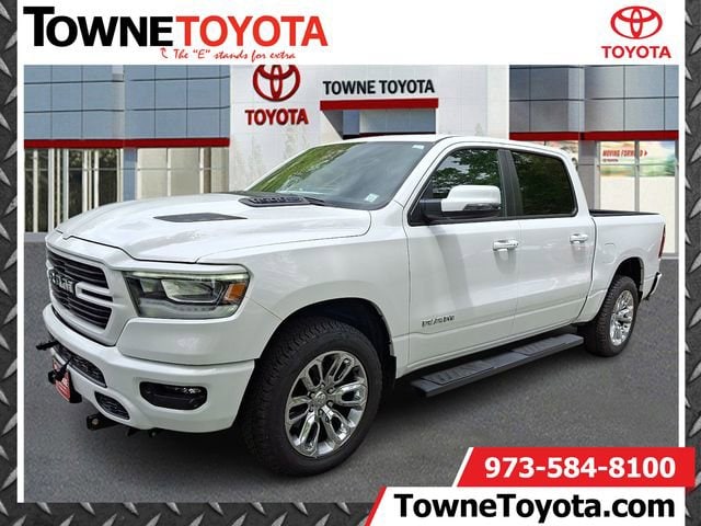 2024 RAM 1500 Laramie 4x4 Crew Cab 5'7's photo