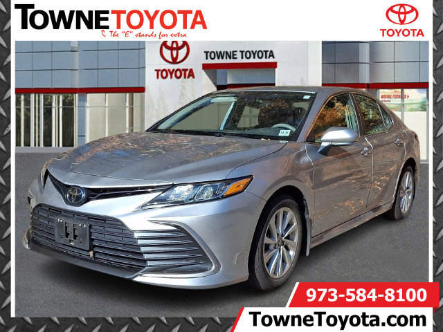 2024 Toyota Camry Sedan 