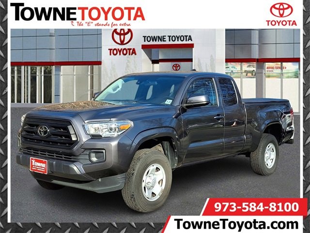 2022 Toyota Tacoma SR's photo