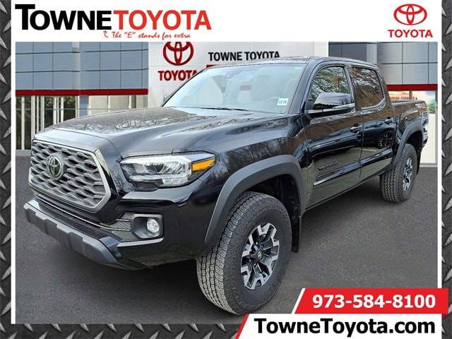 2023 Toyota Tacoma TRD Off Road's photo