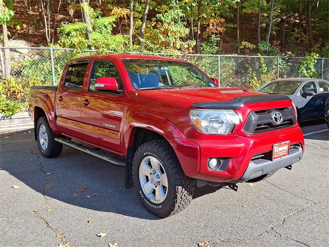 2015 Toyota Tacoma V6 photo 3