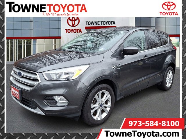 2019 Ford Escape SE's photo