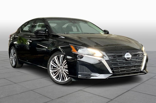 Certified 2023 Nissan Altima SL with VIN 1N4BL4EV0PN358004 for sale in Houston, TX